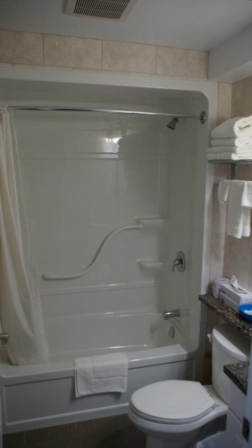 Robyn'S Motel Peterborough Ngoại thất bức ảnh