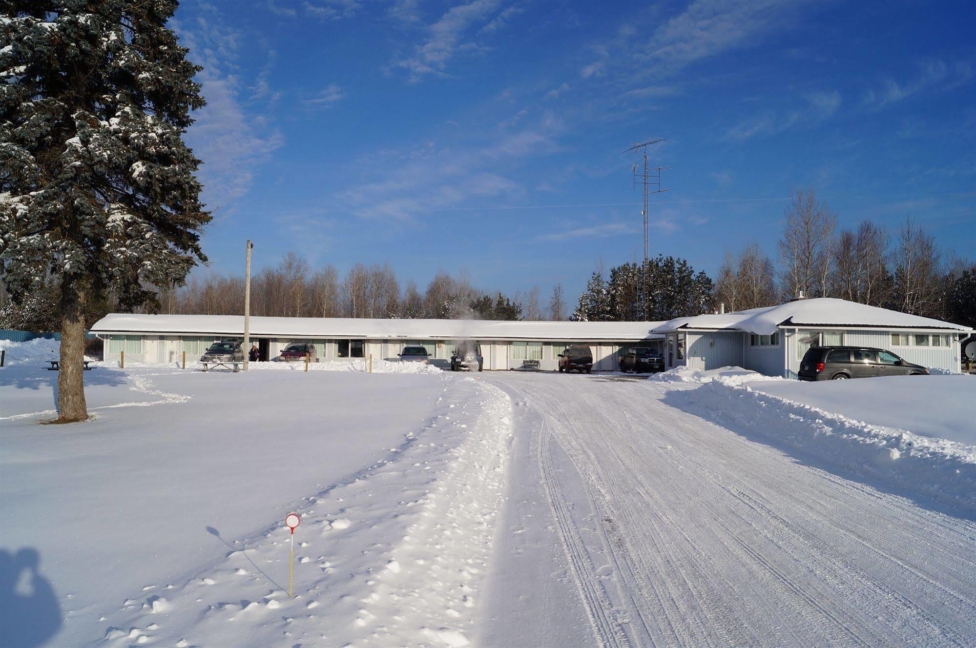 Robyn'S Motel Peterborough Ngoại thất bức ảnh